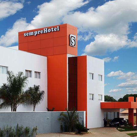 Semprehotel Três Lagoas Екстериор снимка