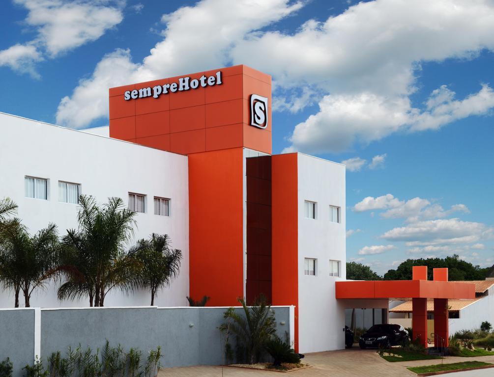 Semprehotel Três Lagoas Екстериор снимка
